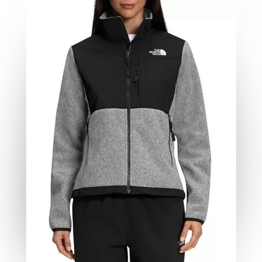 The North Face Women’s Gray/Black Denali Fleece Jacket Size Medium